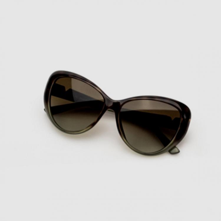 Pre Owned Valentino Havana V625S Sunglasses