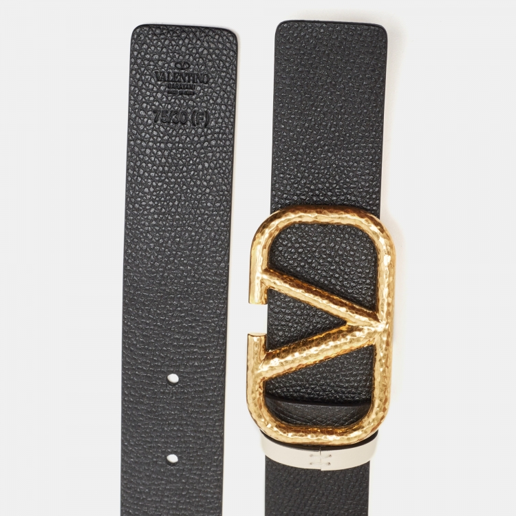 Pre Owned Valentino Black/Off White Leather VLogo Reversible Belt 75CM