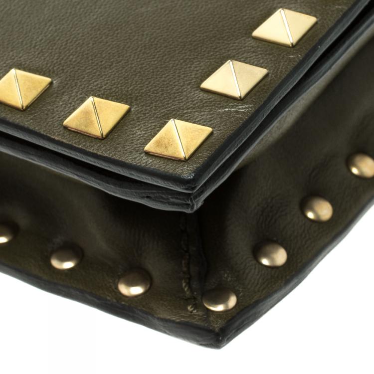 Pre Owned Valentino Olive Green Leather Rockstud Wristlet Clutch