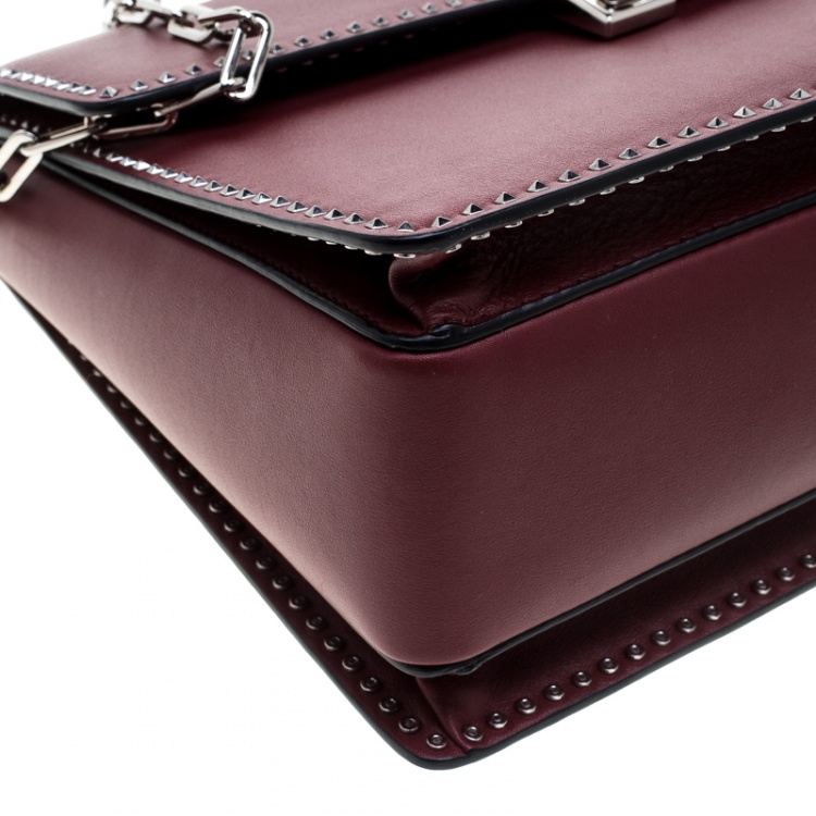 Pre Owned Valentino Burgundy Leather Studded Micro Rockstud Top handle Bag