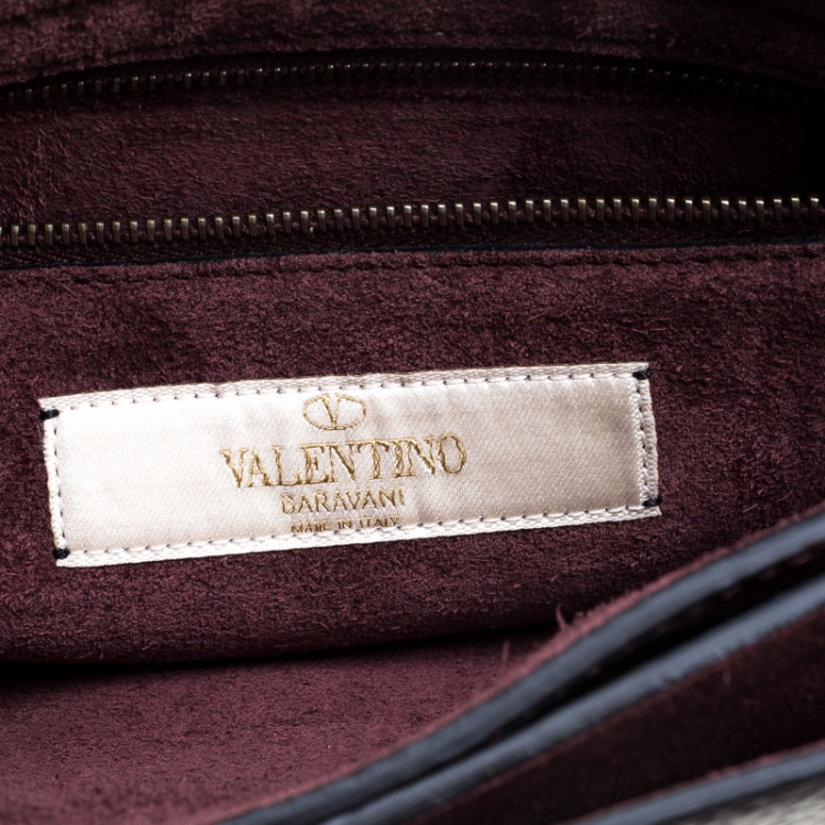 Pre Owned Valentino Burgundy Leather Rockstud Wristlet Clutch
