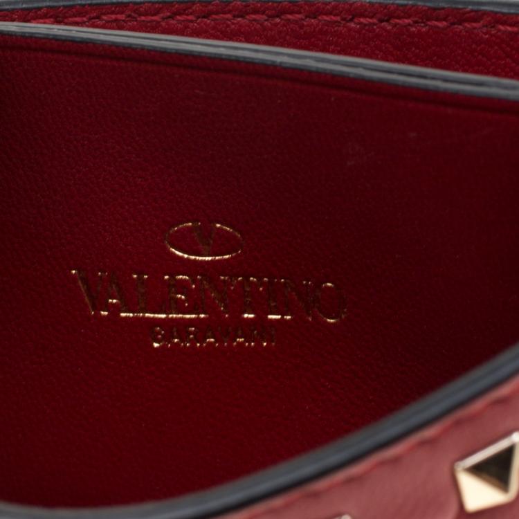 Pre Owned Valentino Rosso V. Quilted Soft Leather Rockstud Spike Card Holder