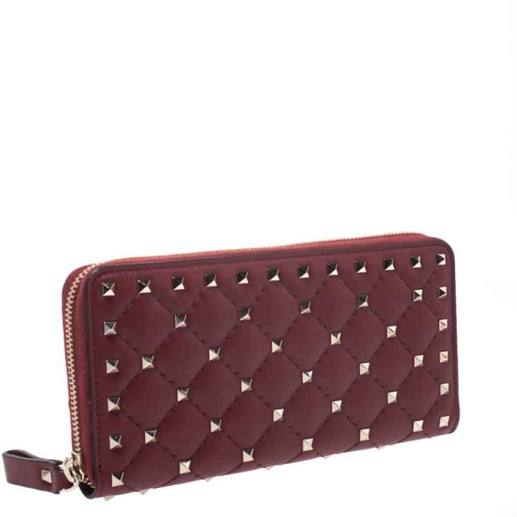 Pre Owned Valentino Red Quilted Leather Rockstud Spike Zip Around Wallet