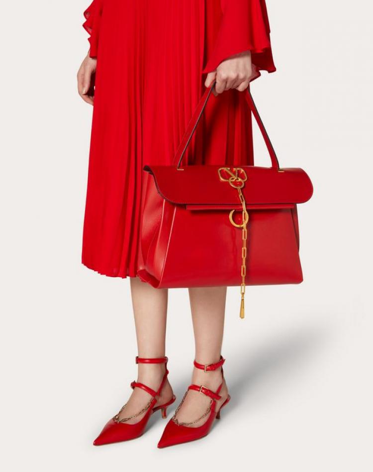 Pre Owned Valentino Rouge Pur Smooth Leather VCHAIN Top Handle Bag