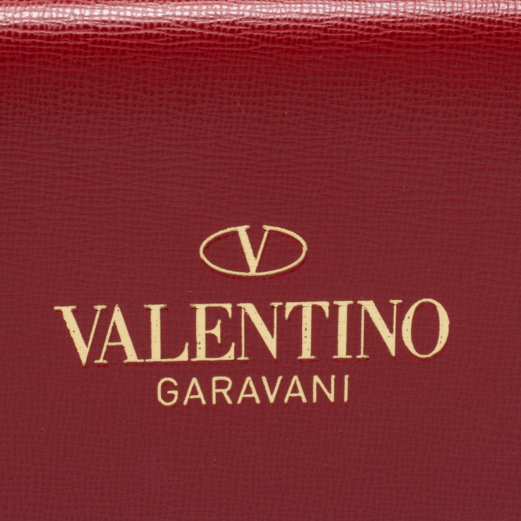 مملوكة مسبقًا Valentino Red Leather Rockstud Alcove Top Handle Bag