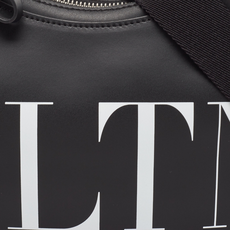 Pre Owned Valentino Black Leather Small VLTN Hobo