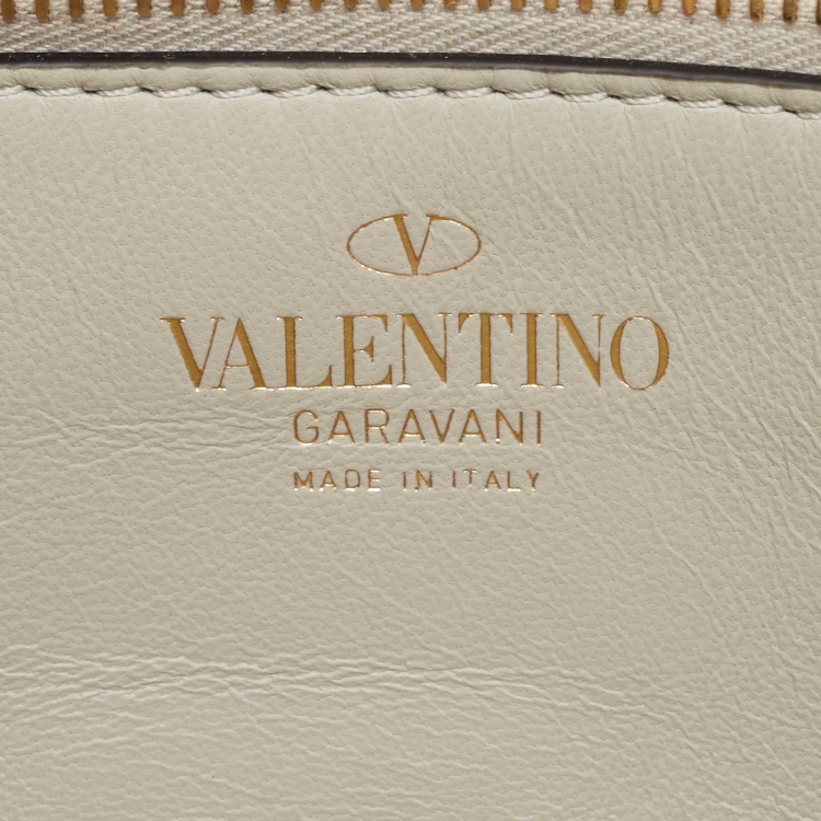 Pre Owned Valentino Ivory Leather Stud Sign Shoulder Bag