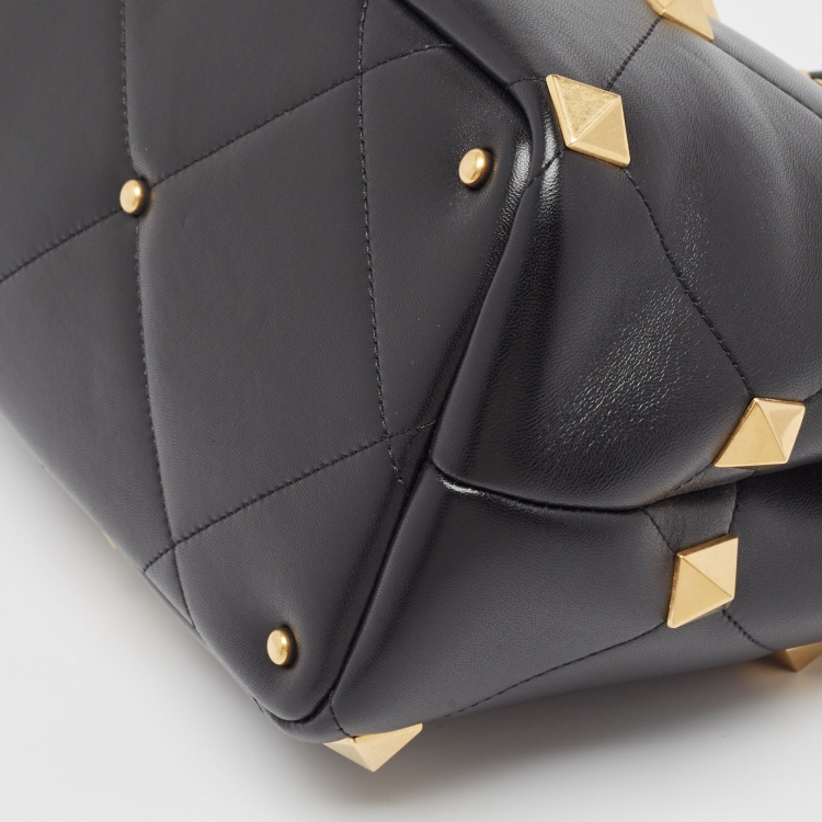 Pre Owned Valentino Black Quilted Leather Medium Roman Stud Top Handle Bag
