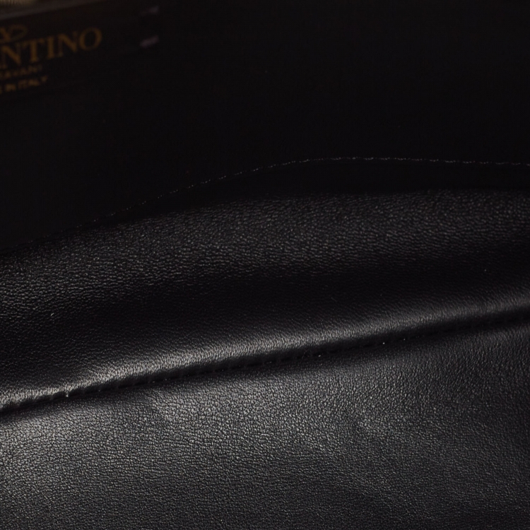 Pre Owned Valentino Black Quilted Leather Medium Roman Stud Top Handle Bag