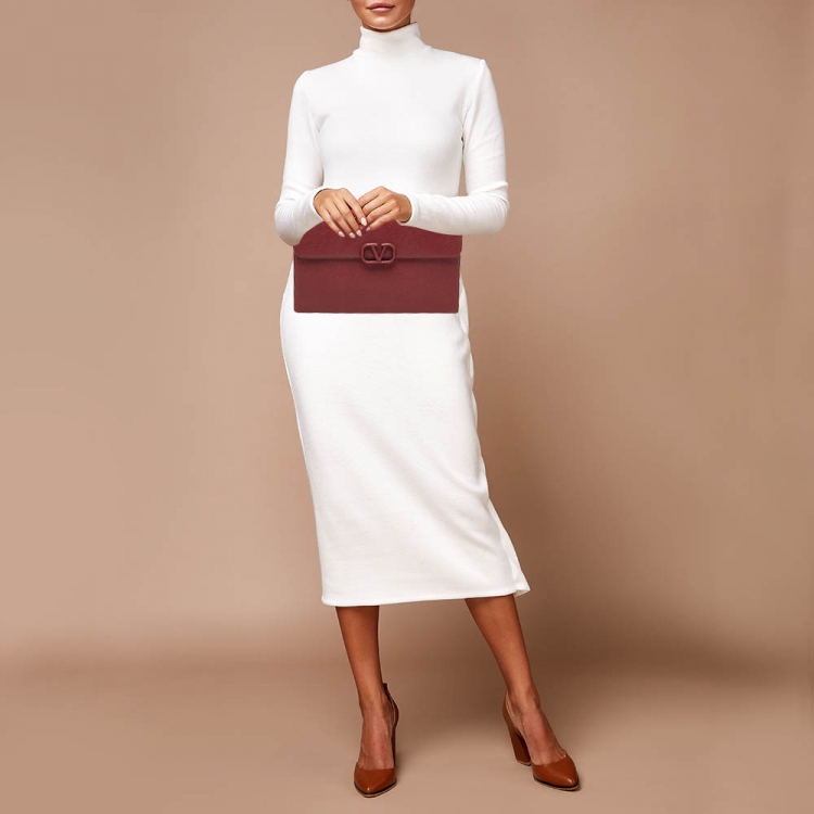 Pre Owned Valentino Burgundy Leather Large VLogo Flat Pouch