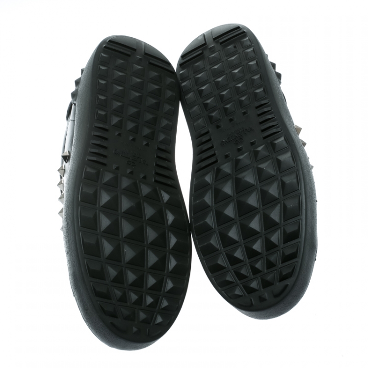 Pre Owned Valentino Black Leather Rockstud Untitled Low Top Sneakers Size 39.5