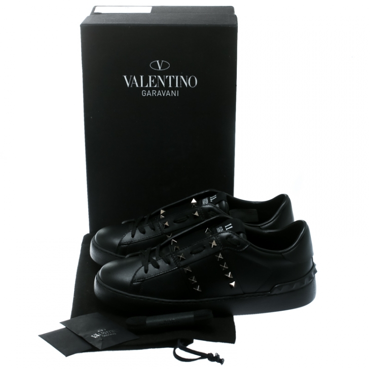 Pre Owned Valentino Black Leather Rockstud Untitled Low Top Sneakers Size 39.5