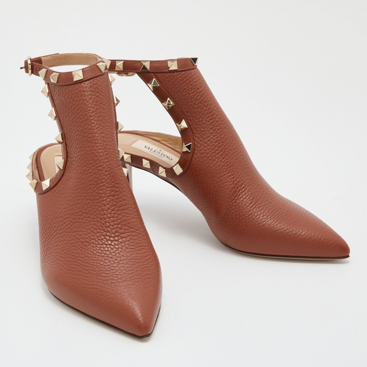Pre Owned Valentino Brown Leather Rockstud Cutout Pointed Toe Ankle Boots Size 36.5