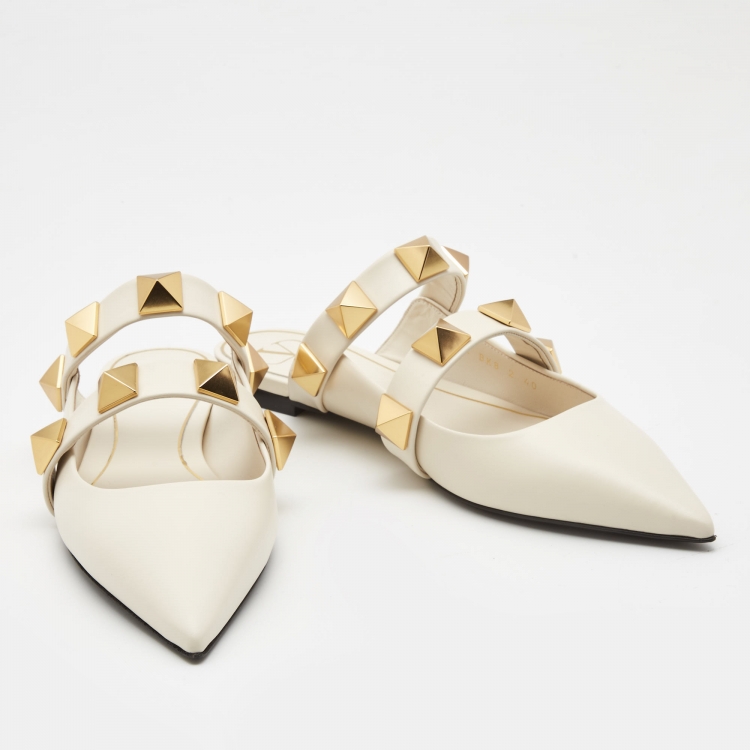 Pre Owned Valentino White Leather Roman Stud Flat Mules Size 40 