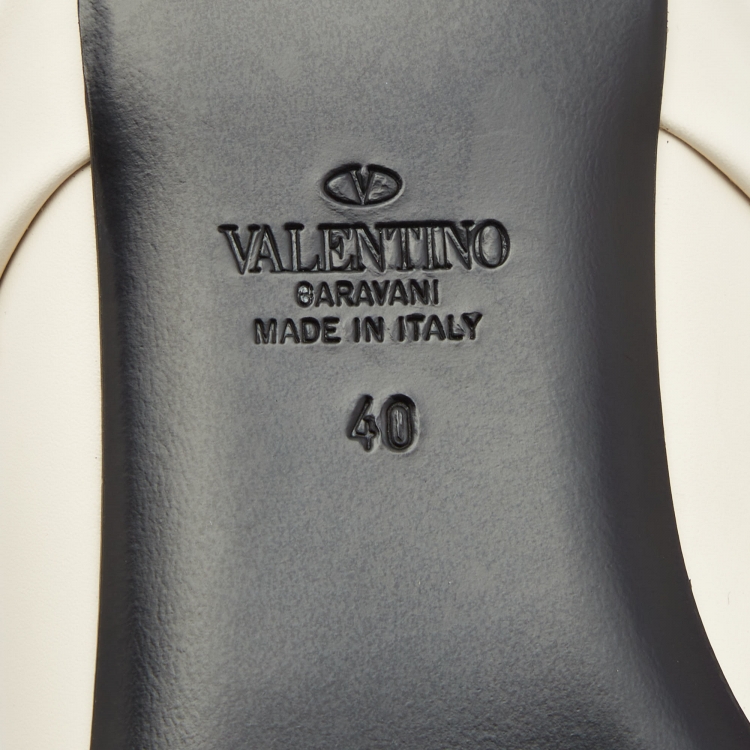 Pre Owned Valentino White Leather Roman Stud Flat Mules Size 40 