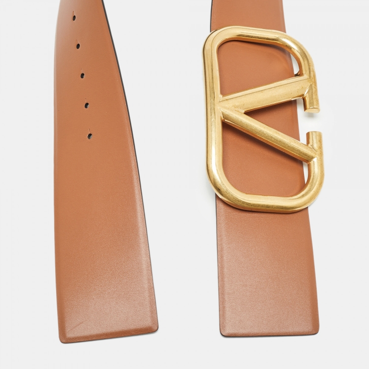 Pre Owned Valentino Brown/Black Leather VLogo Buckle Waist Belt 70 CM