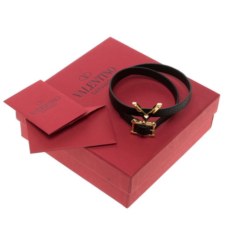 مملوكة مسبقًا Valentino V Black Leather Gold Tone Rockstud Wrap Bracelet 