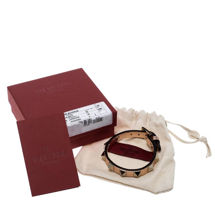 Pre Owned Valentino Rockstud Metallic Leather Gold Tone Narrow Bracelet