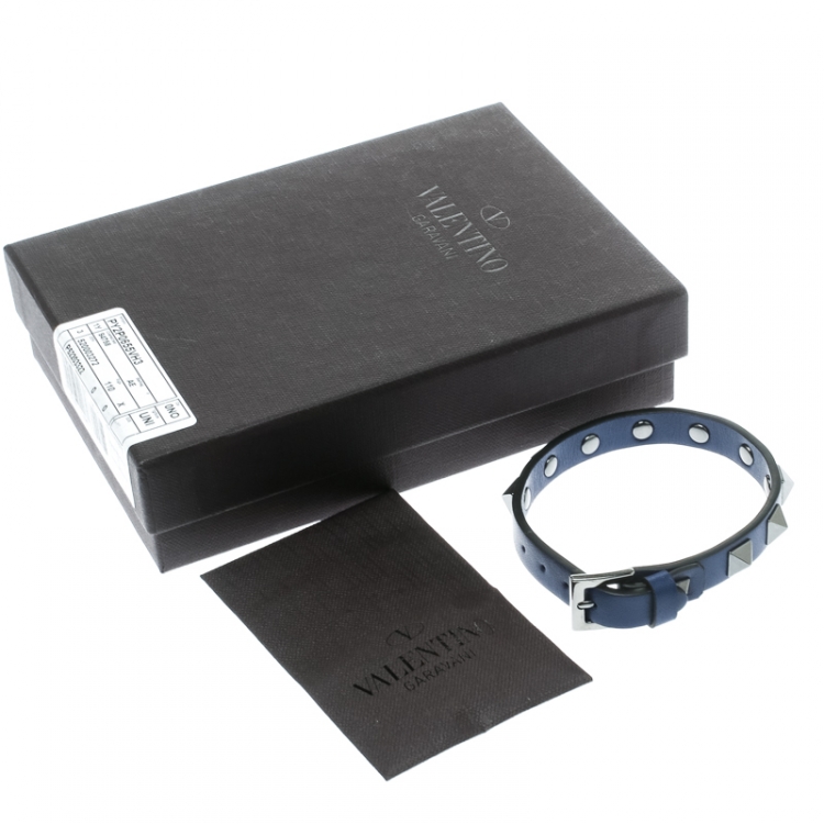 Pre Owned Valentino Rockstud Cobalt Blue Leather Gunmetal Tone Bracelet