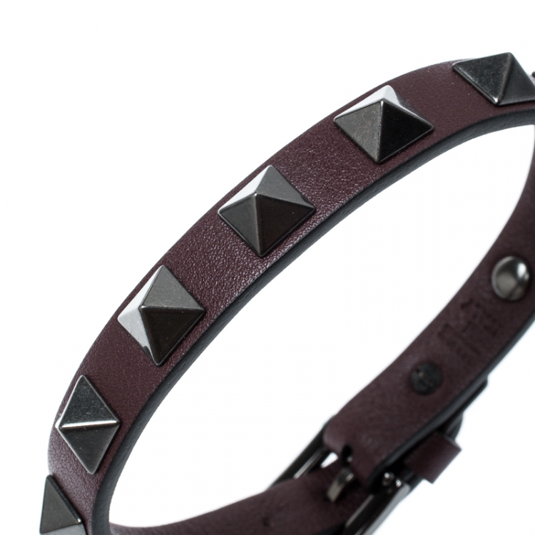 Pre Owned Valentino Rockstud Wine Leather Gunmetal Tone Bracelet
