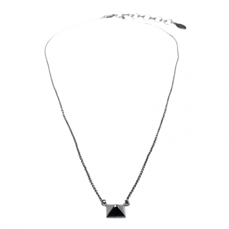 Pre Owned Valentino Black Tone Rockstud Pendant Necklace