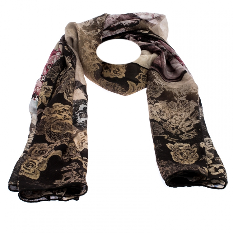 Pre Owned Valentino Multicolor Dégradé Floral Lace Print Silk Scarf