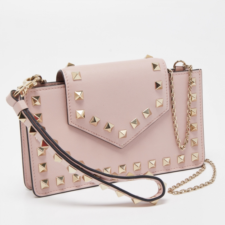 Pre Owned Valentino Light Pink Leather Rockstud Flap Phone Case with Chain