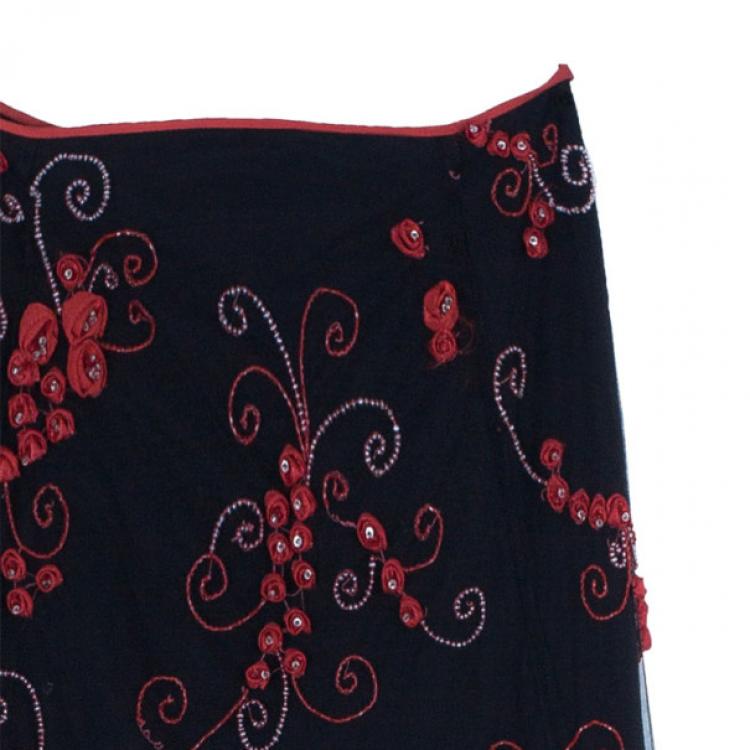 Pre Owned Valentino Black/Red Embellished Top And Skirt Set M