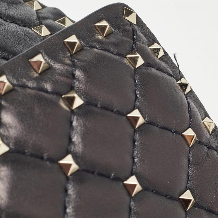 Pre Owned Valentino Black Quilted Leather Medium Rockstud Spike Top Handle Bag