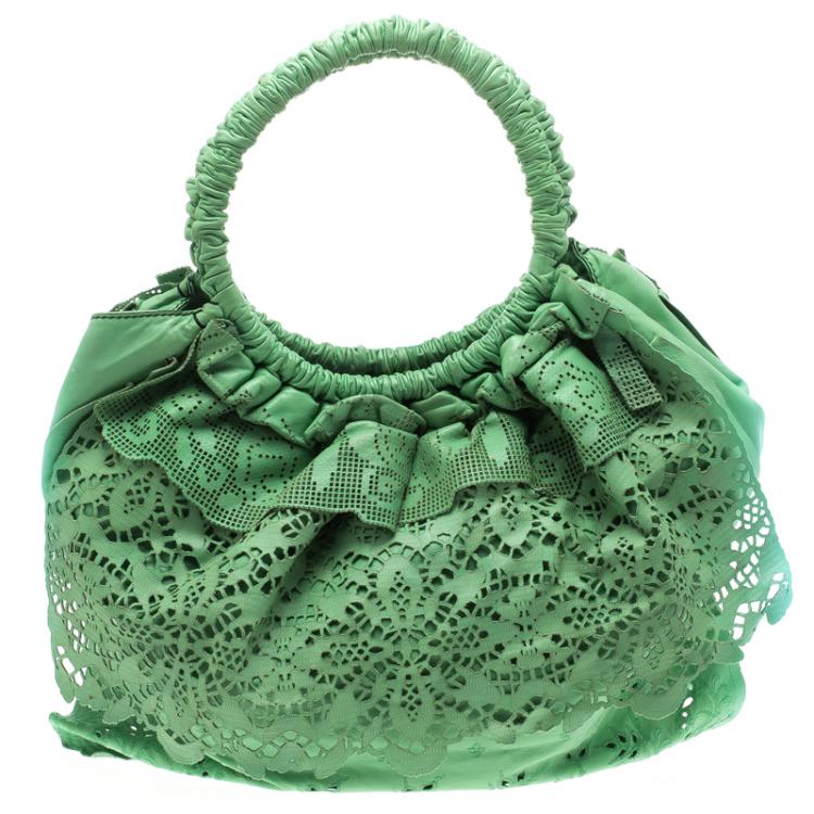 مملوكة مسبقًا Valentino Light Green Laser Cut Leather Laceland Hobo