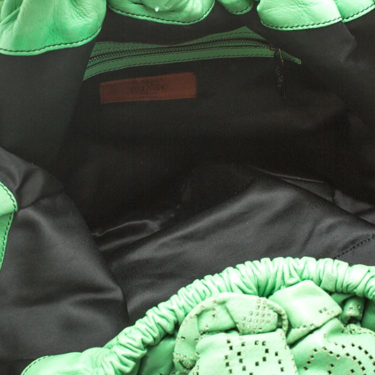 مملوكة مسبقًا Valentino Light Green Laser Cut Leather Laceland Hobo