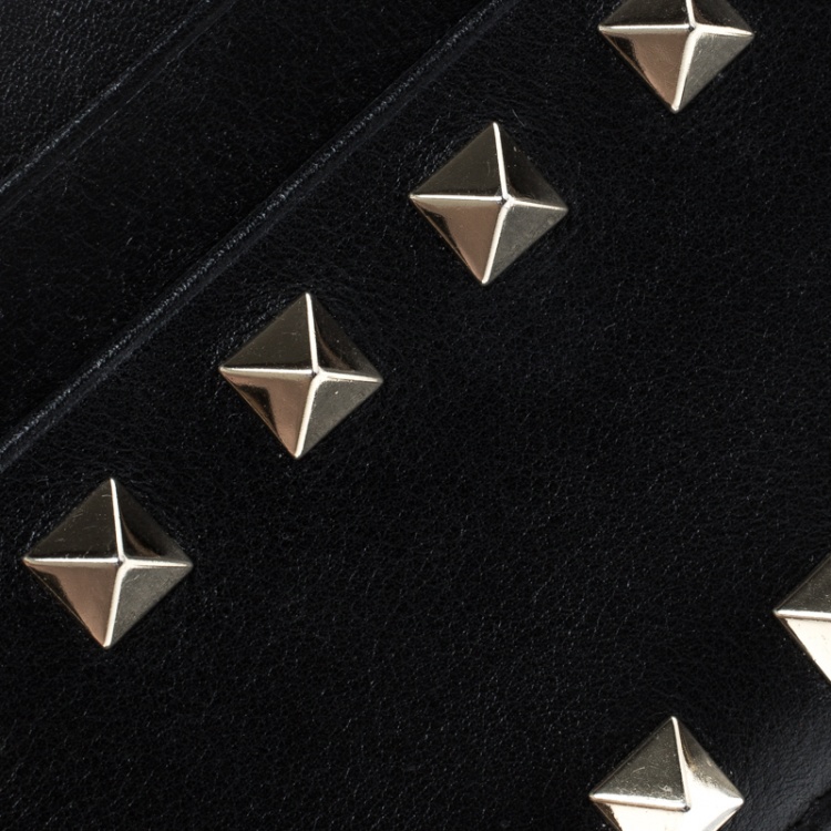 Pre Owned Valentino Black Leather Rockstud Card Holder