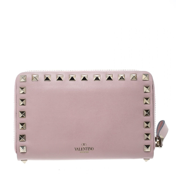 Pre Owned Valentino Pink Leather Rockstud Compact Wallet