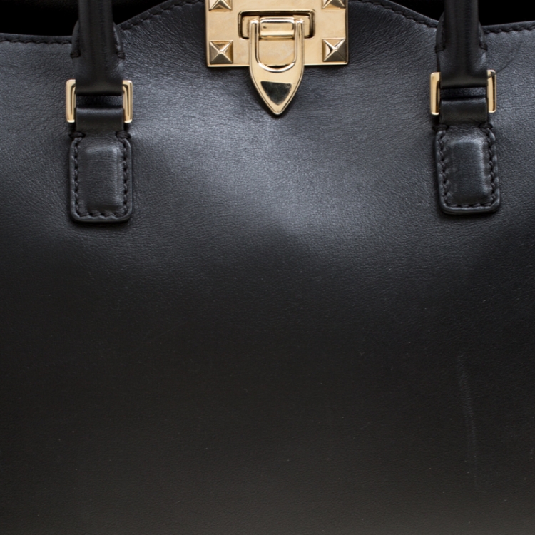 Pre Owned Valentino Black Leather Rockstud Top Handle Bag