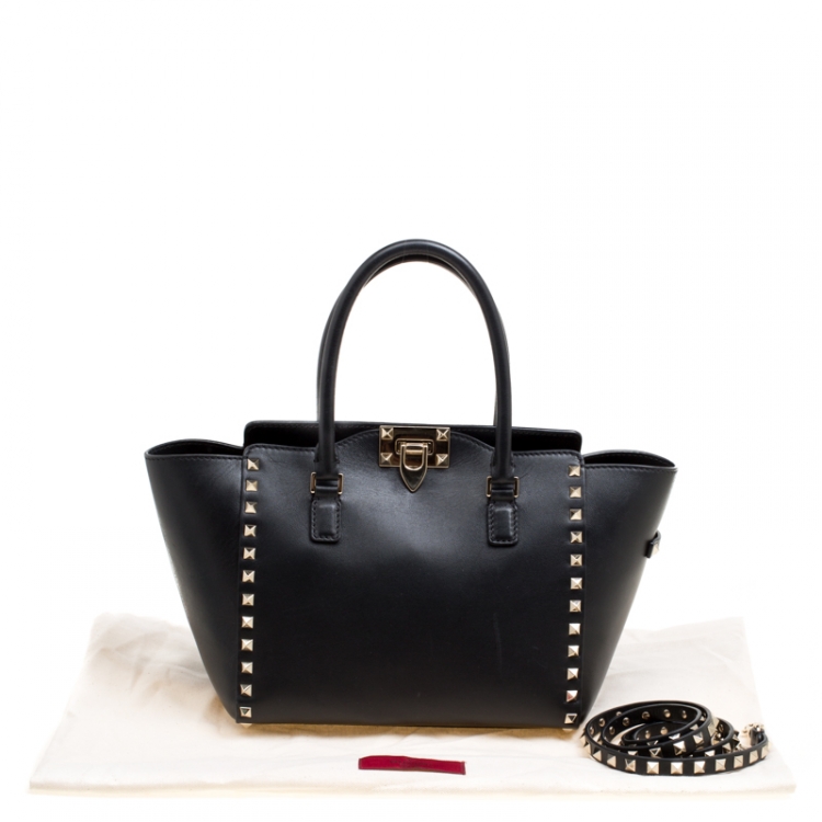 Pre Owned Valentino Black Leather Rockstud Top Handle Bag