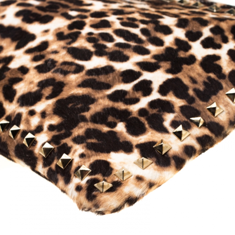 Pre Owned Valentino Brown/Black Leopard Print Calfhair Rockstud Clutch 