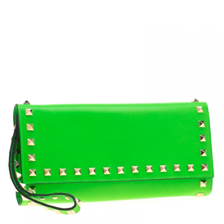 Pre Owned Valentino Neon Green Leather Rockstud Trifold Wallet
