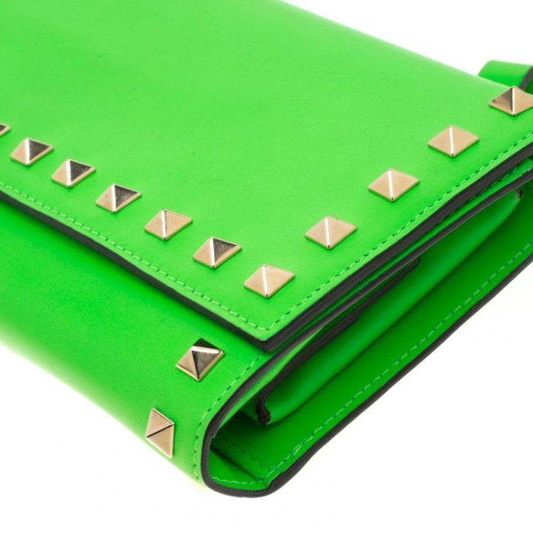 Pre Owned Valentino Neon Green Leather Rockstud Trifold Wallet