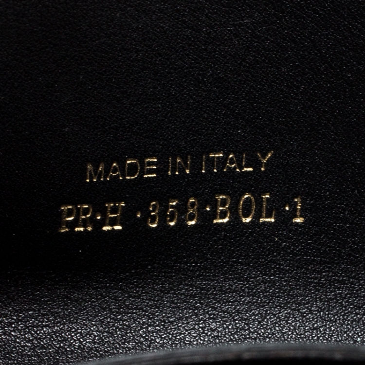 Pre Owned Valentino Black Leather Rockstud Coin Purse