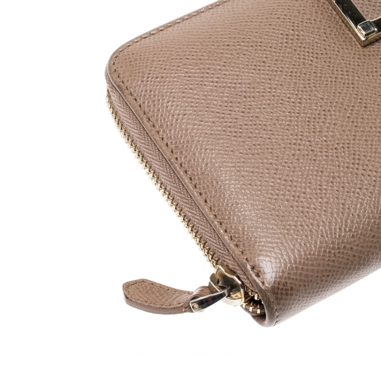 Pre Owned Valentino Beige Leather Zip Around Wallet