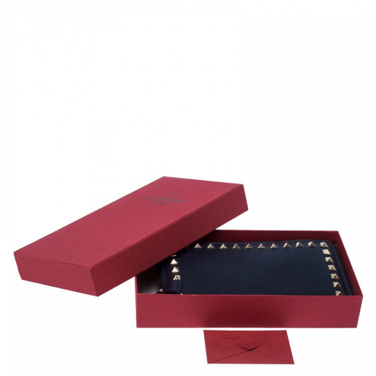 Pre Owned Valentino Navy Blue Leather Rockstud Zip Around Wallet