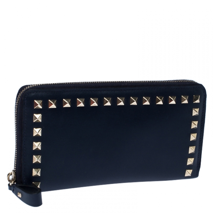 Pre Owned Valentino Navy Blue Leather Rockstud Zip Around Wallet