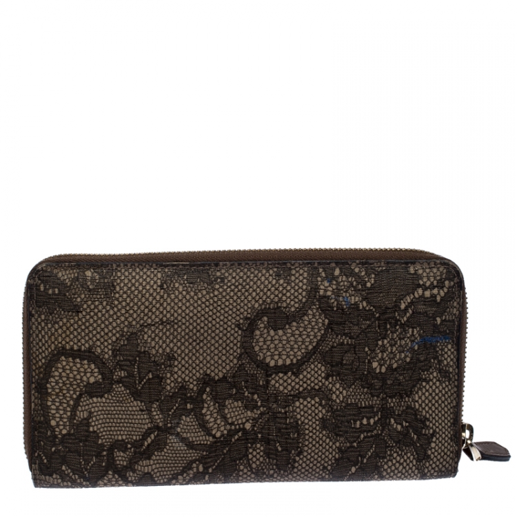 Pre Owned Valentino Black/Beige Lace Print Leather Zip Around Continental Wallet