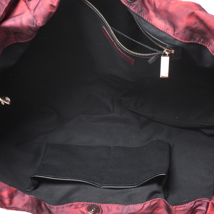 Pre Owned Valentino Red/Black Rose Printed Nylon and Leather Hobo