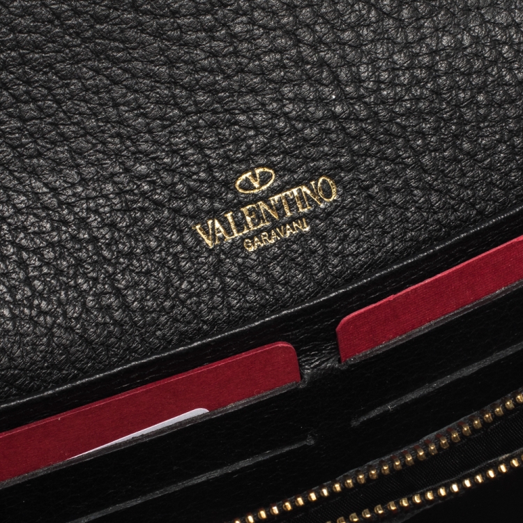 Pre Owned Valentino Metallic Leather Rockstud Wallet on Chain