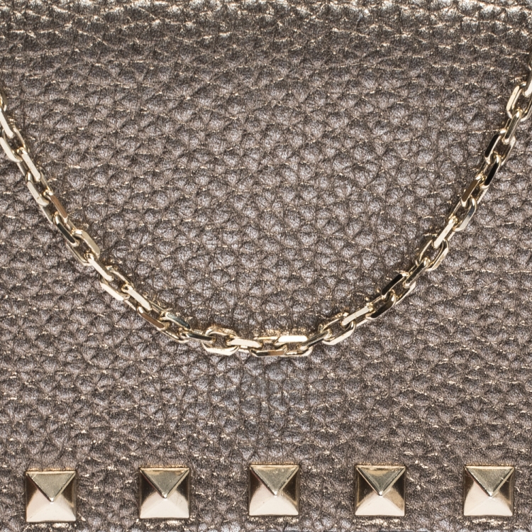 Pre Owned Valentino Metallic Leather Rockstud Wallet on Chain