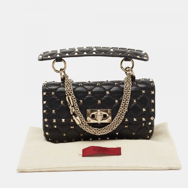 مملوكة مسبقًا Valentino Black Quilted Leather Small Rockstud Spike Chain Top Handle Bag