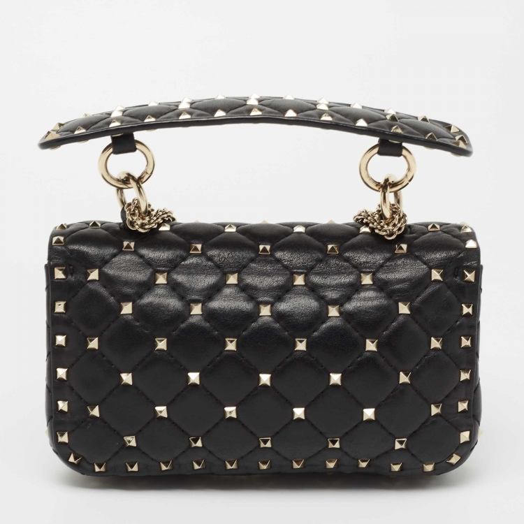 مملوكة مسبقًا Valentino Black Quilted Leather Small Rockstud Spike Chain Top Handle Bag