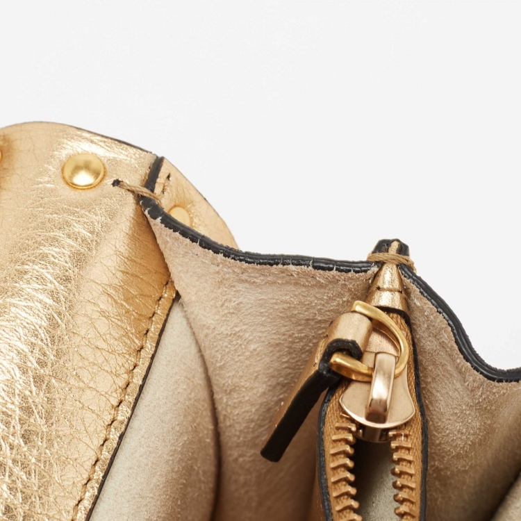 Pre Owned Valentino Gold Leather Rockstud Chain Clutch