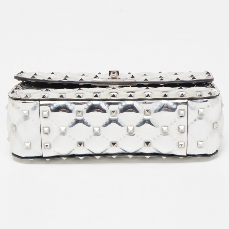 Pre Owned Valentino Silver Quilted Patent Leather Small Rockstud Spike Top Handle Bag